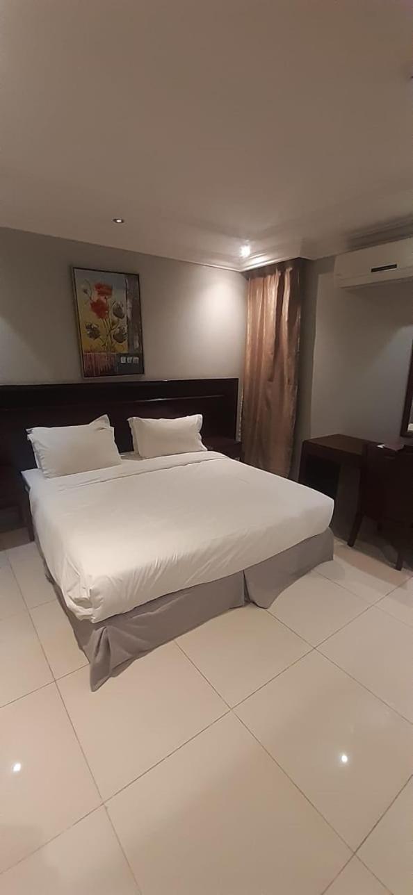 Taleen Hettin Hotel